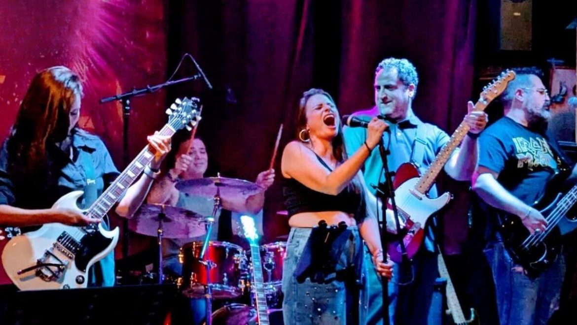 חולמים לשיר או לנגן בהרכב רוק? כך תעשו את זה אחרי גיל 30